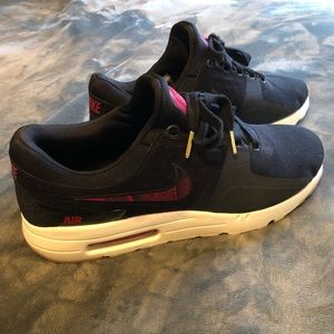 Men’s Nike Air - Size 12